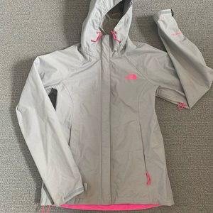 The North Face women’s HyVent 2.5L rain jacket